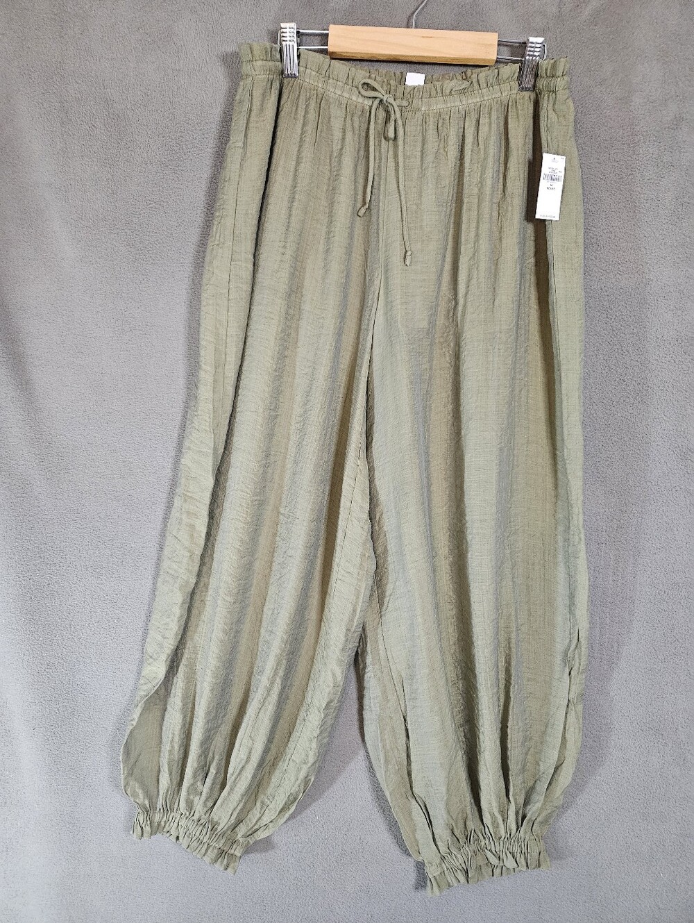 Old Navy Womens Petite MP Balloon Comfort Pants Sheer Olive Green Drawstring NWT